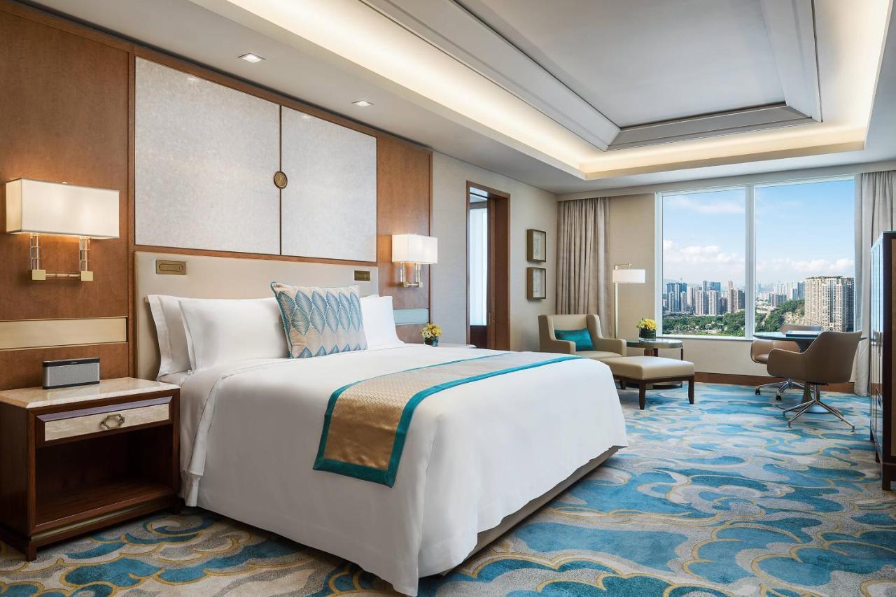 Grand Deluxe Room Larger Guest room 1 King