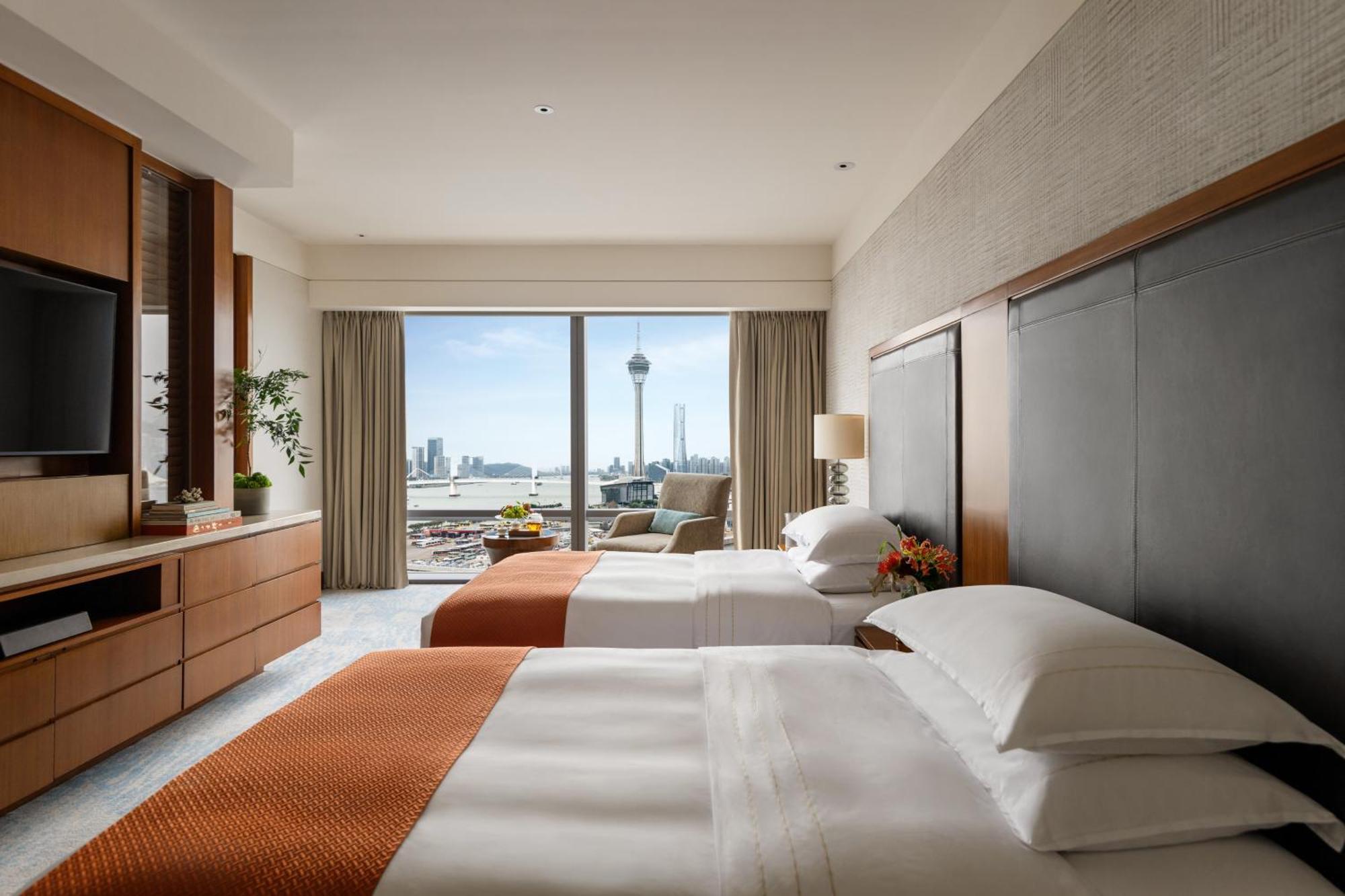Deluxe Twin Room Lake View