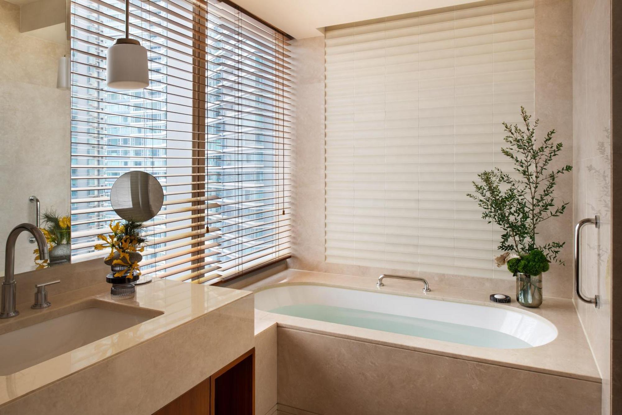 Deluxe City View Room