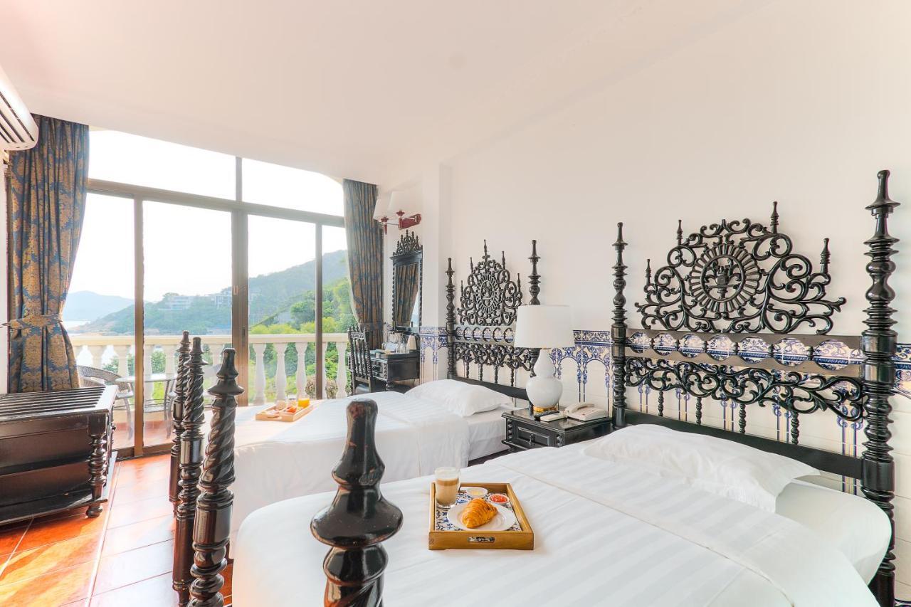 Standard Twin Room Sea View Balcony